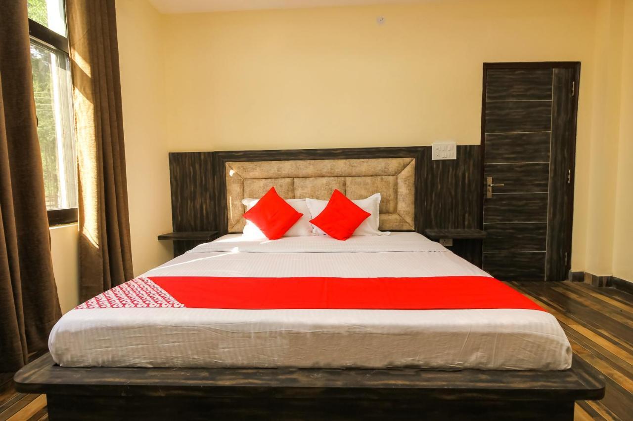 Oyo 39391 Jk Guest House Dharamshala Dış mekan fotoğraf