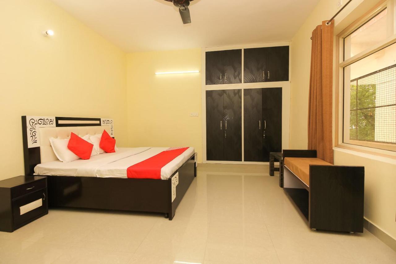 Oyo 39391 Jk Guest House Dharamshala Dış mekan fotoğraf