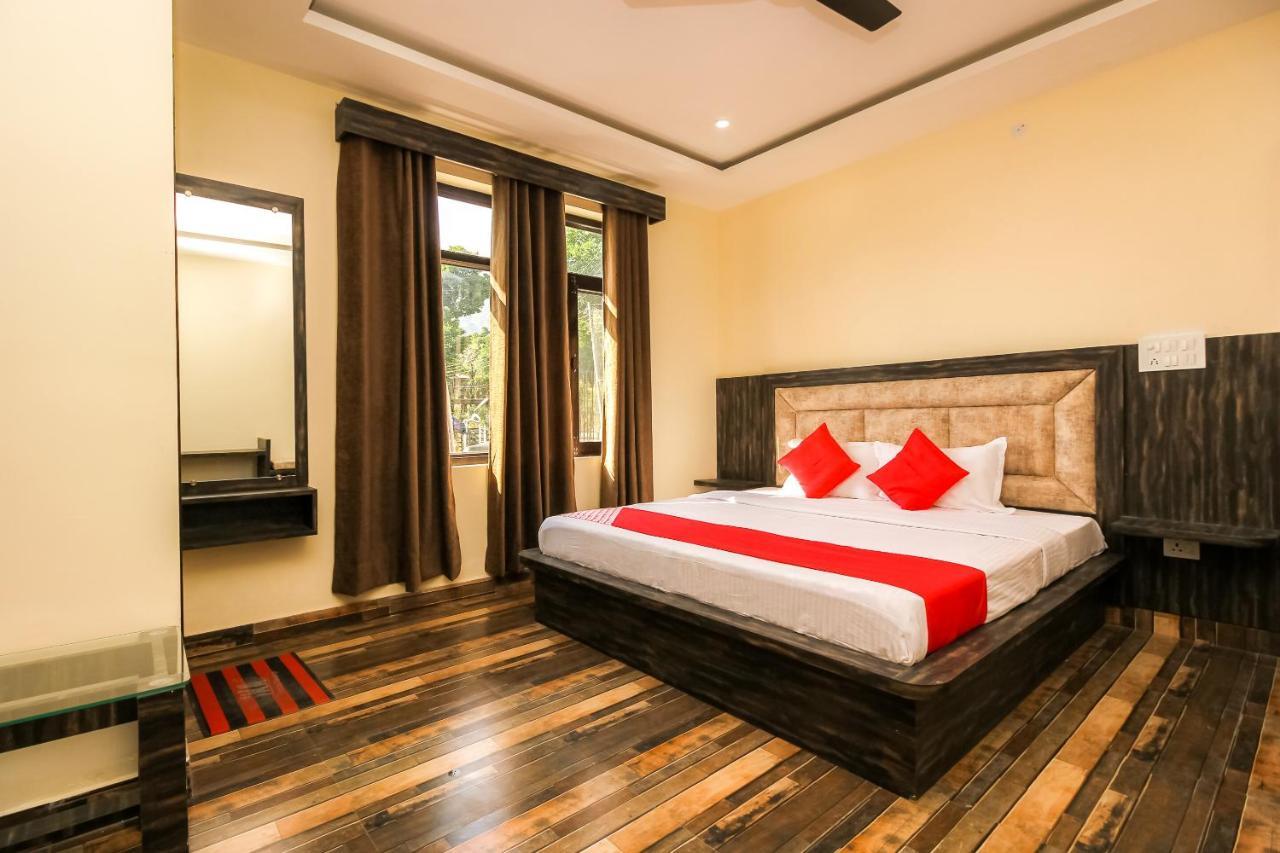 Oyo 39391 Jk Guest House Dharamshala Dış mekan fotoğraf