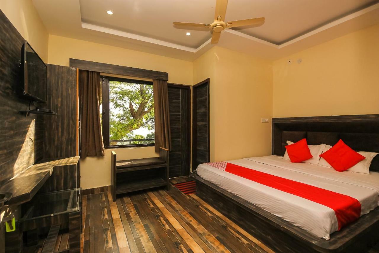 Oyo 39391 Jk Guest House Dharamshala Dış mekan fotoğraf
