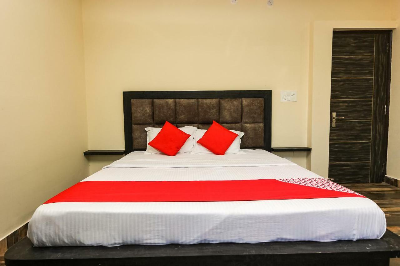 Oyo 39391 Jk Guest House Dharamshala Dış mekan fotoğraf